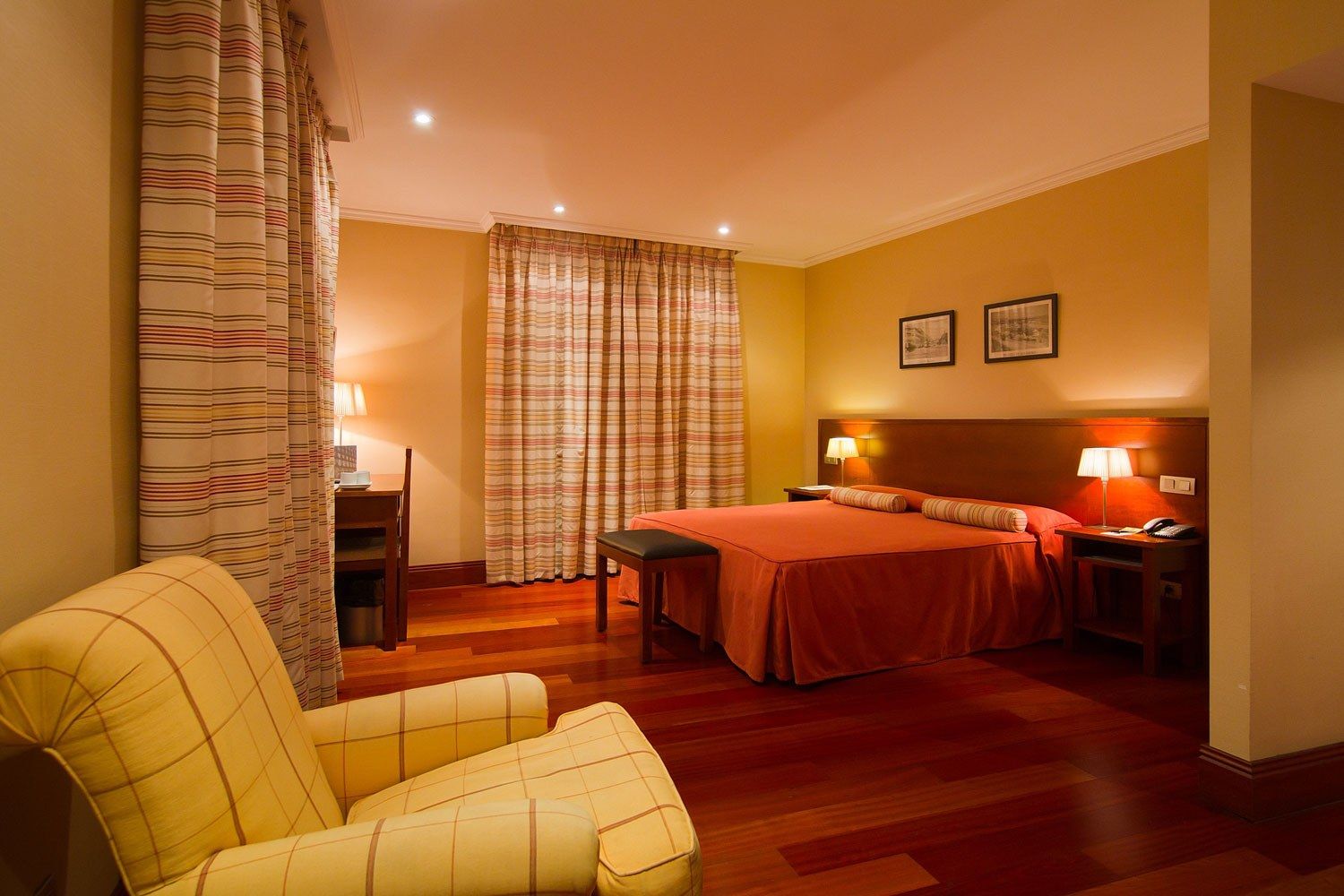 Itc Infantas By Soho Boutique Hotel Madrid Szoba fotó